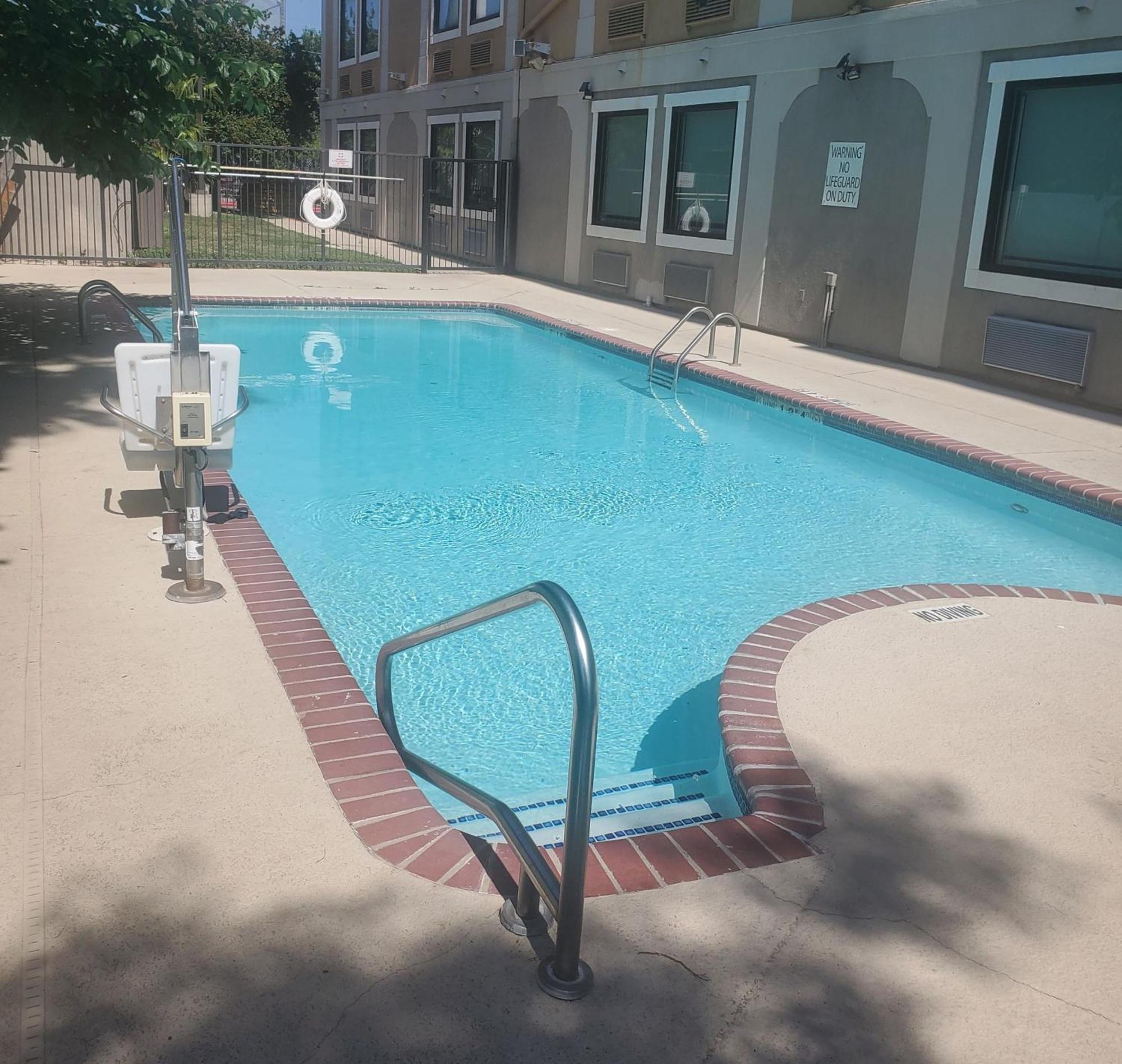 Holiday Inn Express & Suites San Antonio - Downtown Market Area By Ihg Exterior foto